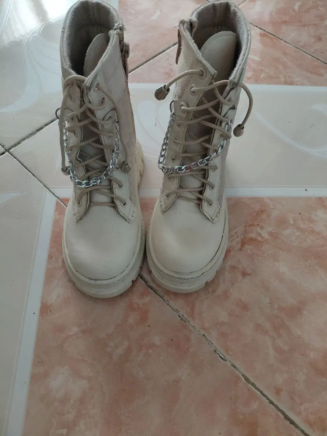 بوت دخترانه|کفش و لباس بچه|گلستان (تهران), |دیوار