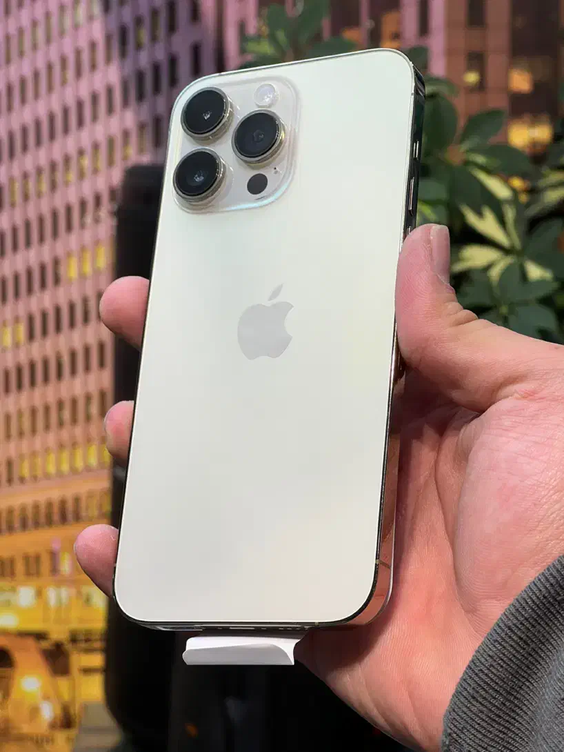 ایفون ۱۴ پرومکس ۲۵۶ گیگ ریجستر شده|موبایل|تهران, اقدسیه|دیوار