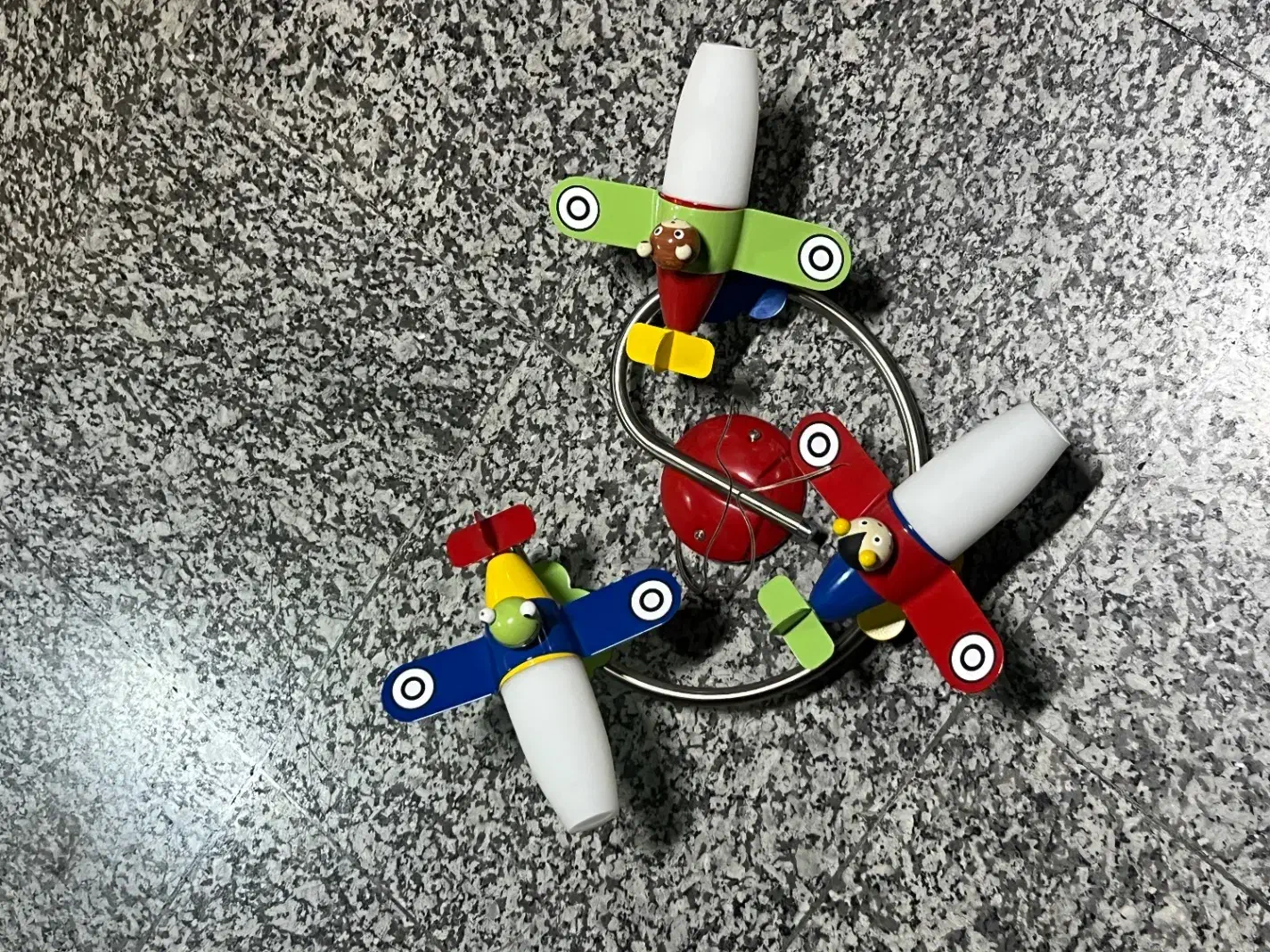 لوستر اتاق کودک|لوستر و چراغ آویز|تهران, ورزشگاه آزادی|دیوار