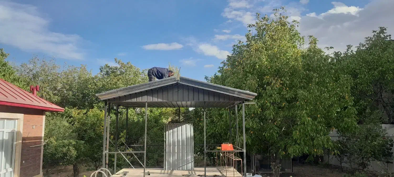 خدمات اهنگری و جوشکاری و ساخت سازه های صنعتی|خدمات پیشه و مهارت|پرند, فاز ۲|دیوار