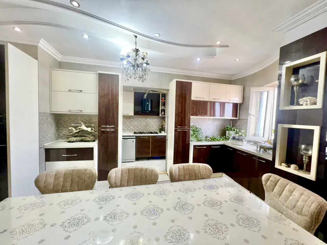 اجاره اپارتمان شیک سه خواب خ ساری|اجارهٔ آپارتمان|قائم‌شهر, |دیوار