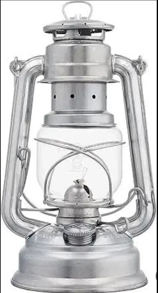 فانوس نفتی.سالم|لامپ و چراغ|پاکدشت, پاکدشت (مامازند)|دیوار