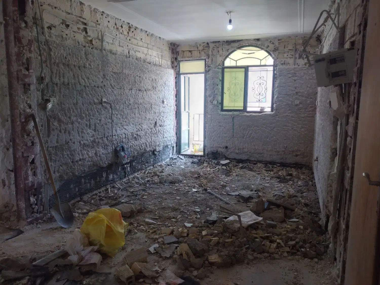 تخریب وبازسازی|خدمات پیشه و مهارت|بوشهر, |دیوار