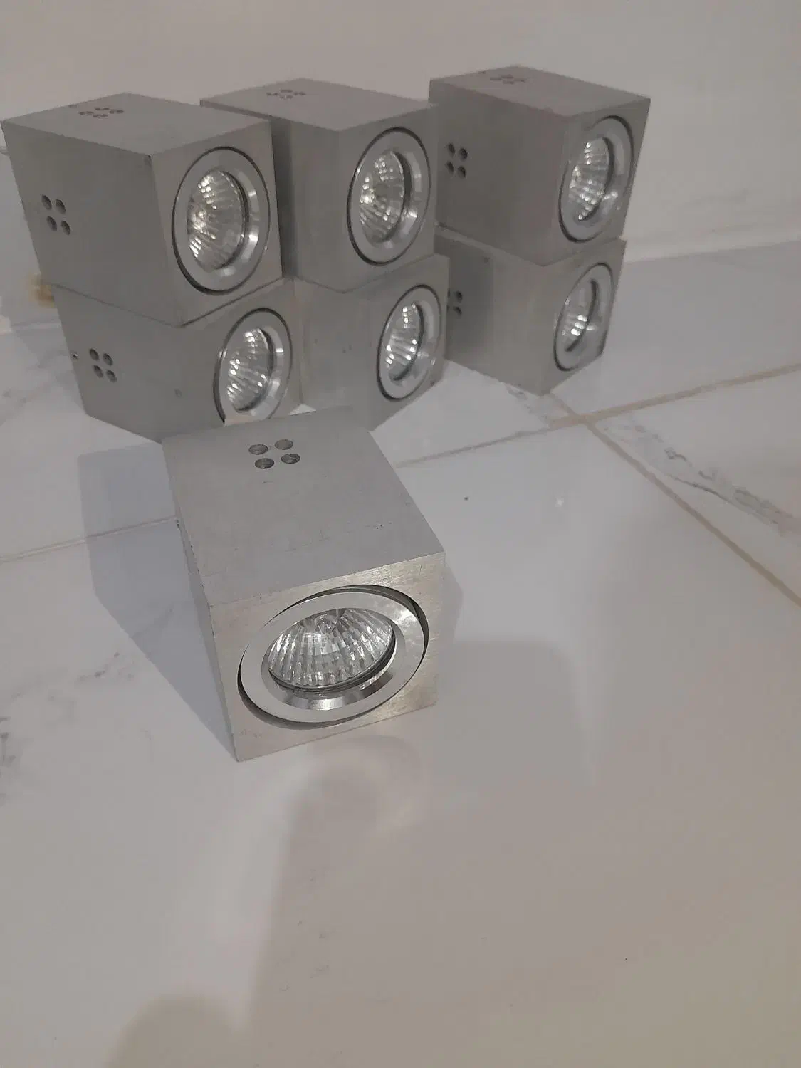 هالوژن روکار|ریسه و چراغ تزئینی|سنندج, |دیوار