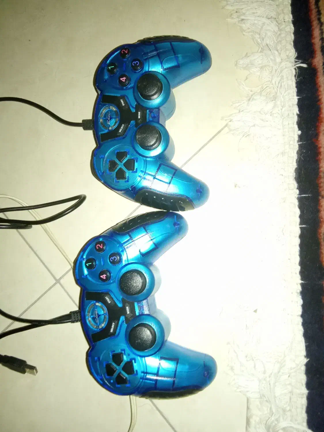 کنسول بازی کاملا نو بدون خط و خش . به شرط سلامت|کنسول، بازی ویدئویی و آنلاین|تهران, میرداماد|دیوار