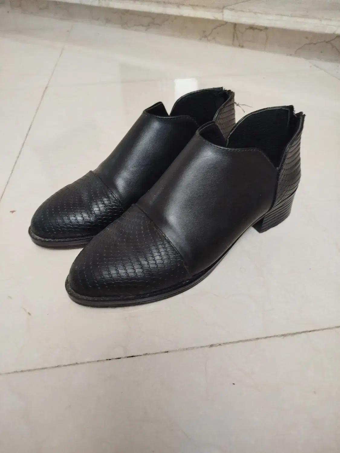 کفش زنانه|کیف، کفش، کمربند|خرم‌آباد, |دیوار