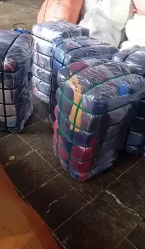 لباس بافت گپ ضخیم استوک نو‌.تاناکورا|لباس|تهران, مولوی|دیوار