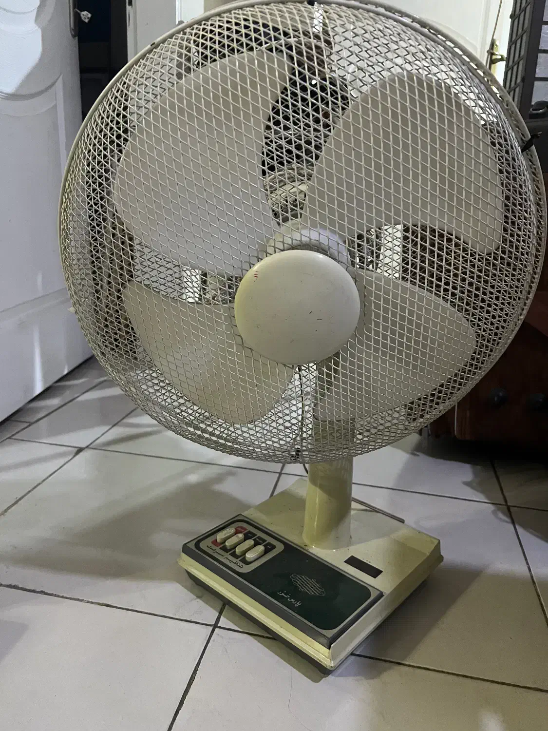 پنکه رومیزی پارس خزر|پنکه و تصفیهکنندهٔ هوا|قزوین, |دیوار