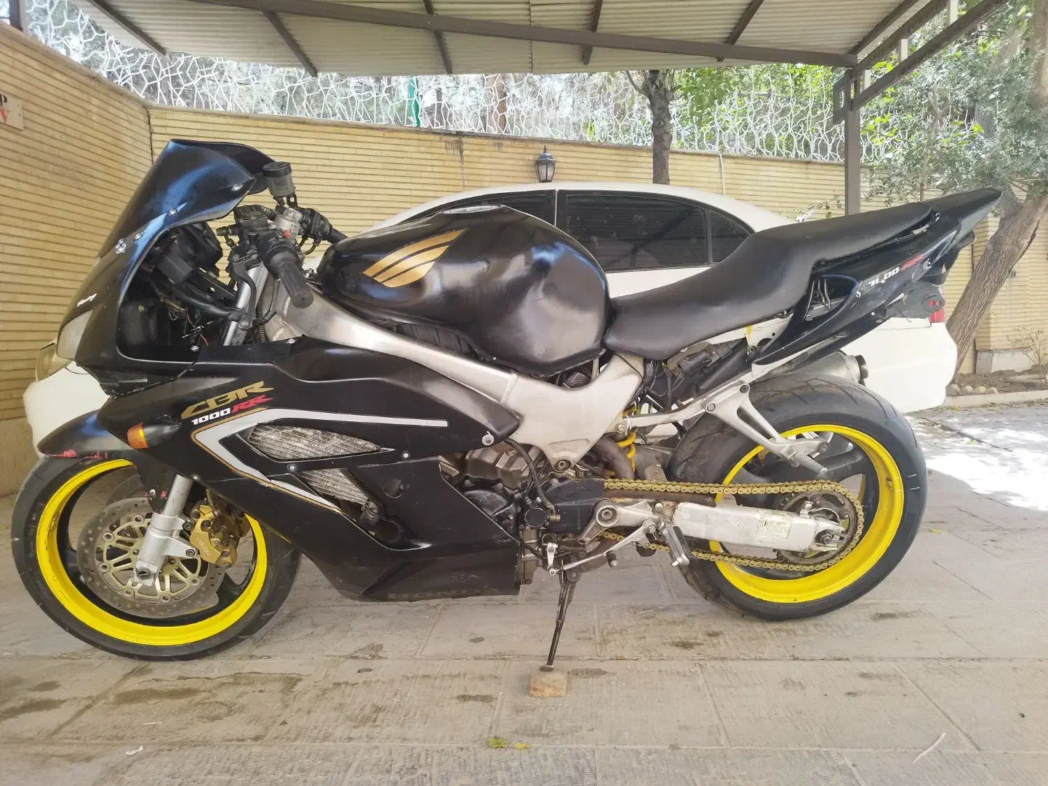 هوندا CBR 1000 سرقت شده|اشیا|اصفهان, خانه اصفهان|دیوار