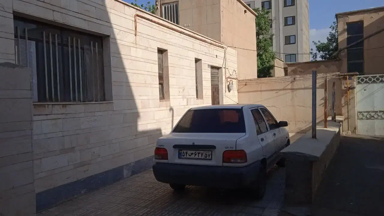 فروش خانه قدیمی بزرگ|فروش خانه و ویلا|دلیجان, |دیوار