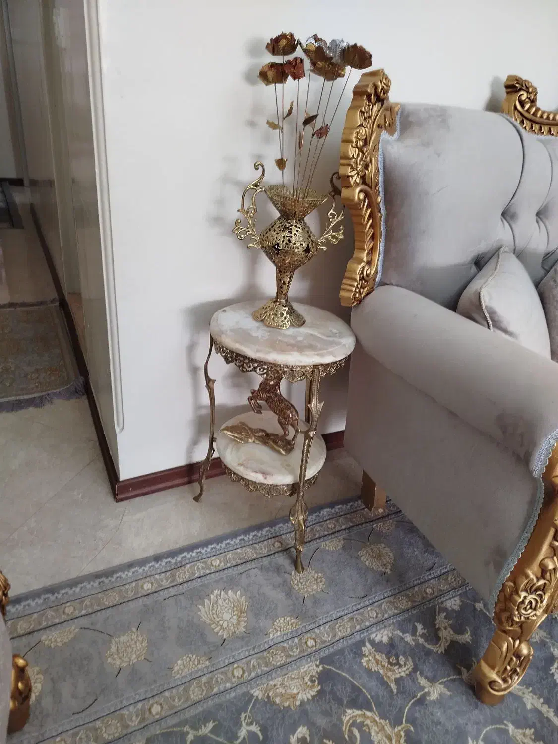 میز برنز|میز تلفن|بومهن, |دیوار