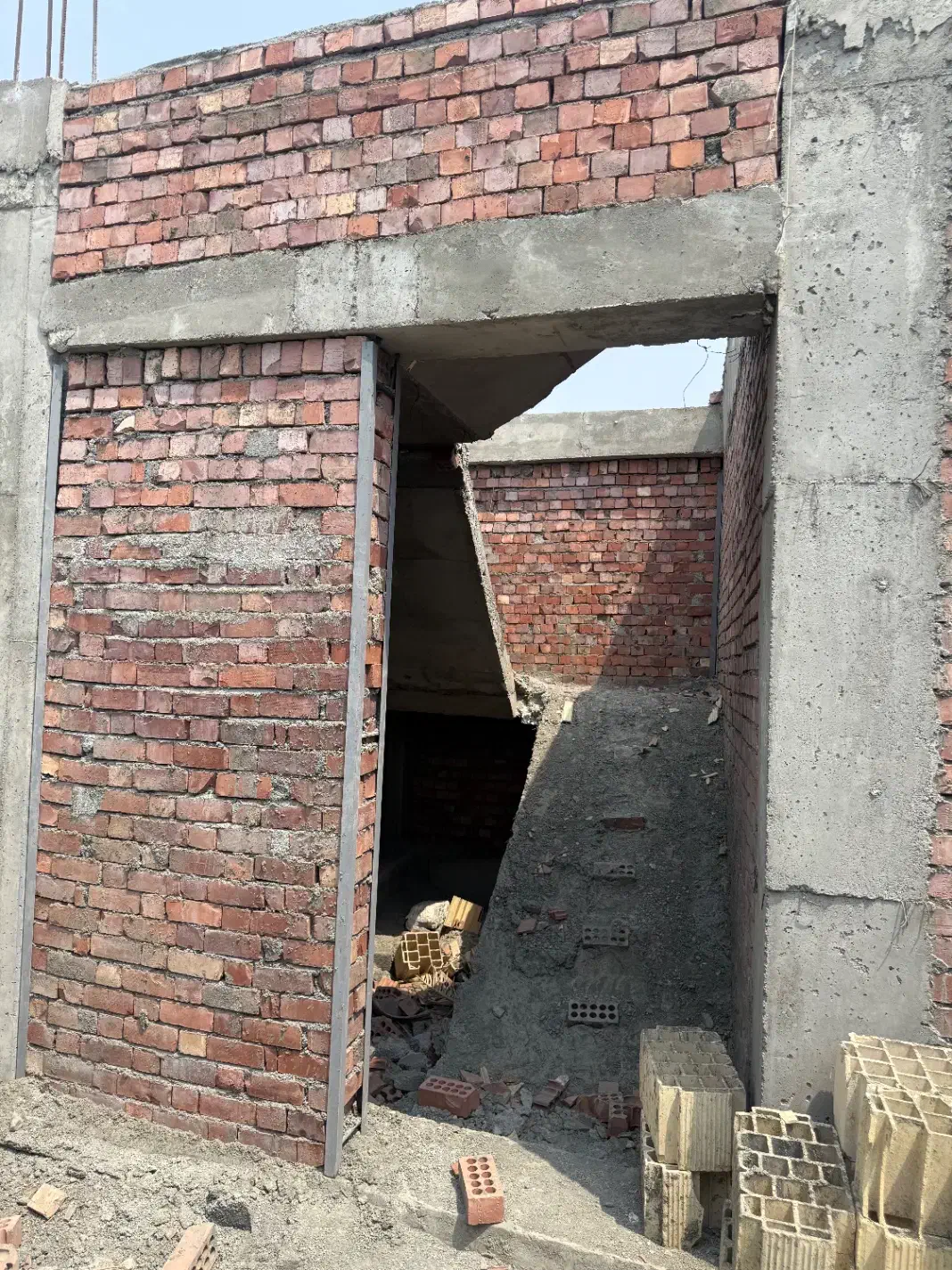 فروش ویلایی ۳ خوابه|فروش خانه و ویلا|منوجان, |دیوار