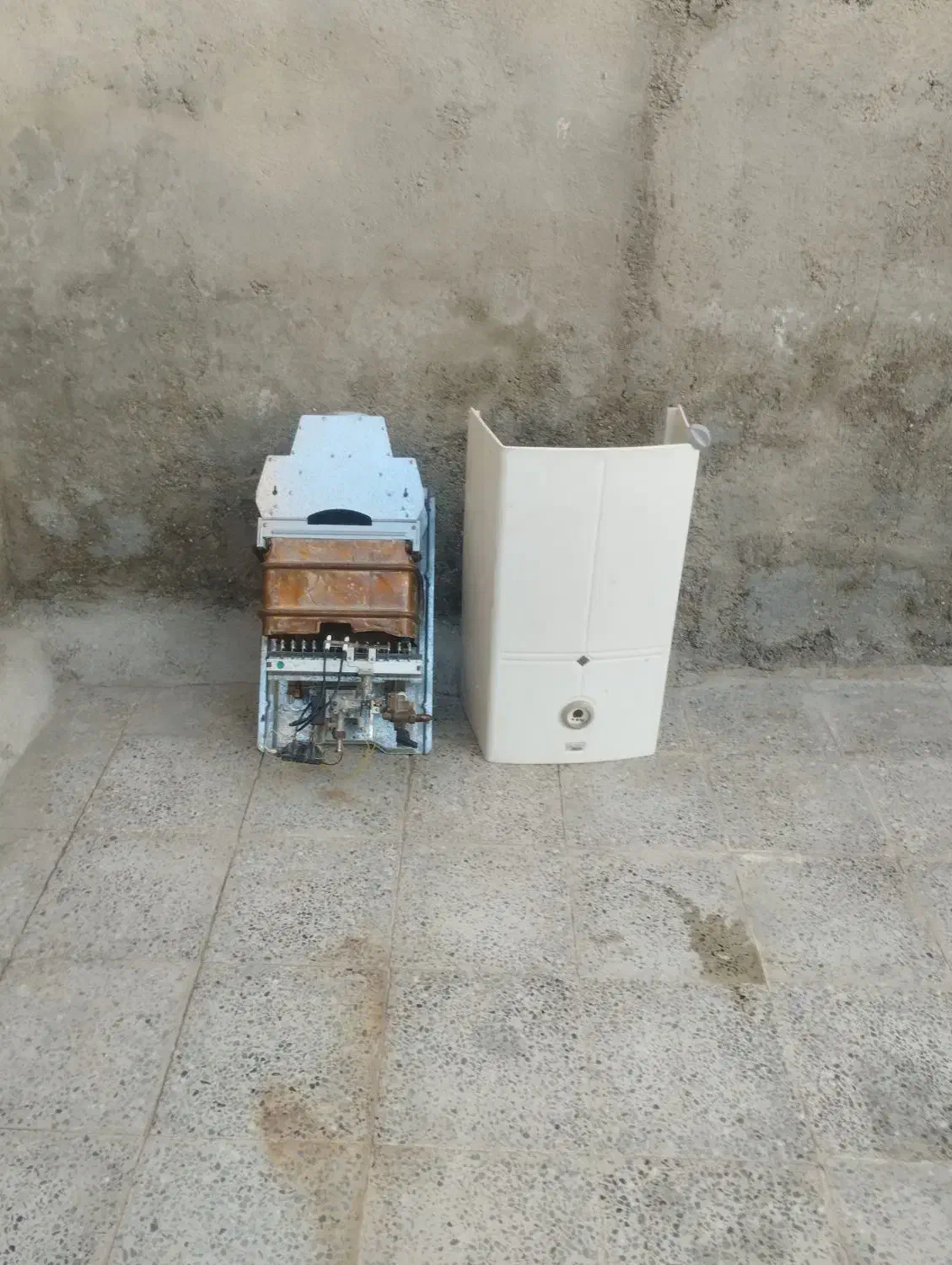 آبگرمکن گازی|آبگرمکن، پکیج، شوفاژ|ایرانشهر, |دیوار