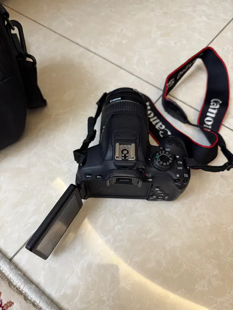 دوربین کاننEos700D|دوربین عکاسی و فیلم‌برداری|تهران, تهرانپارس غربی|دیوار