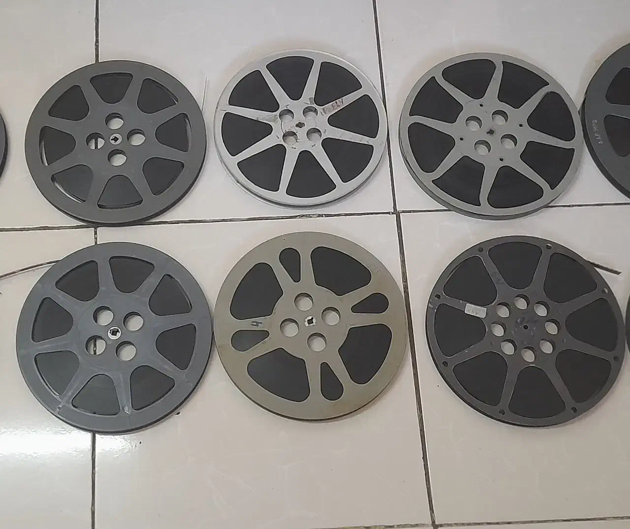 فیلم آپارات پروژکتور ۱۶ میلیمتری|کلکسیون و سرگرمی|رشت, گلسار|دیوار