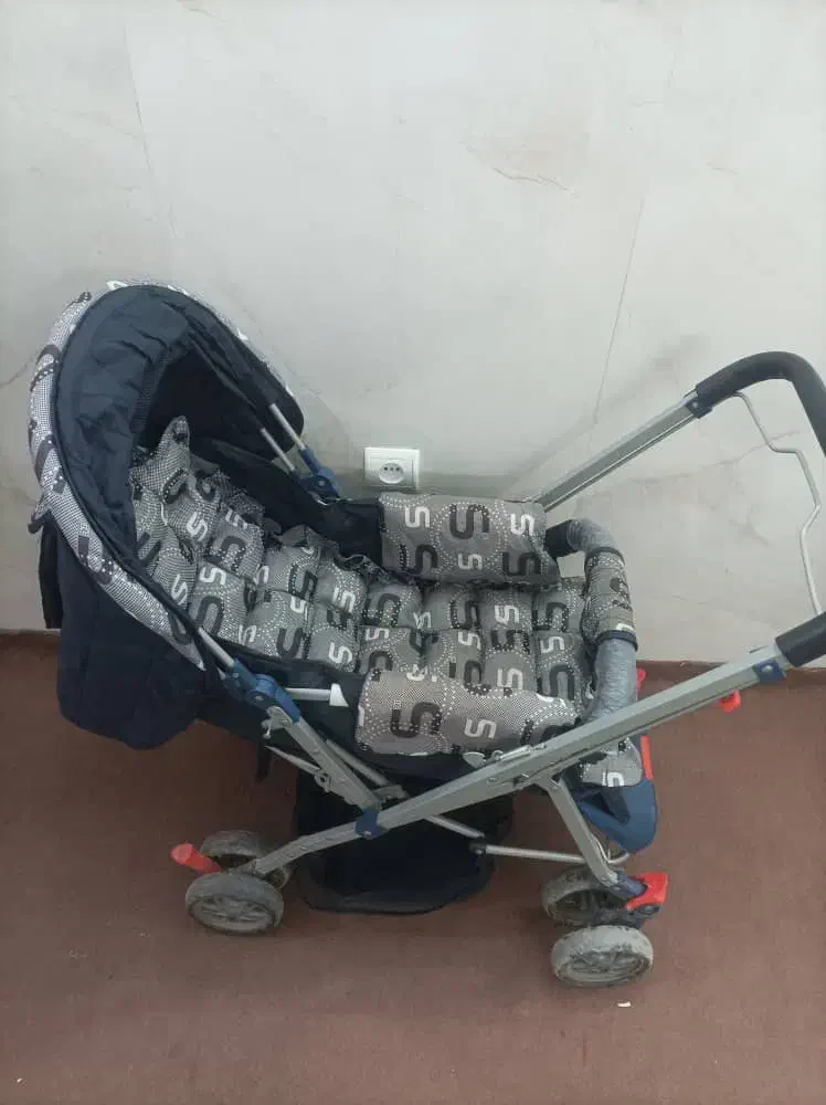 فروش کالسکه|کالسکه و لوازم جانبی|قم, امامزاده ابراهیم|دیوار