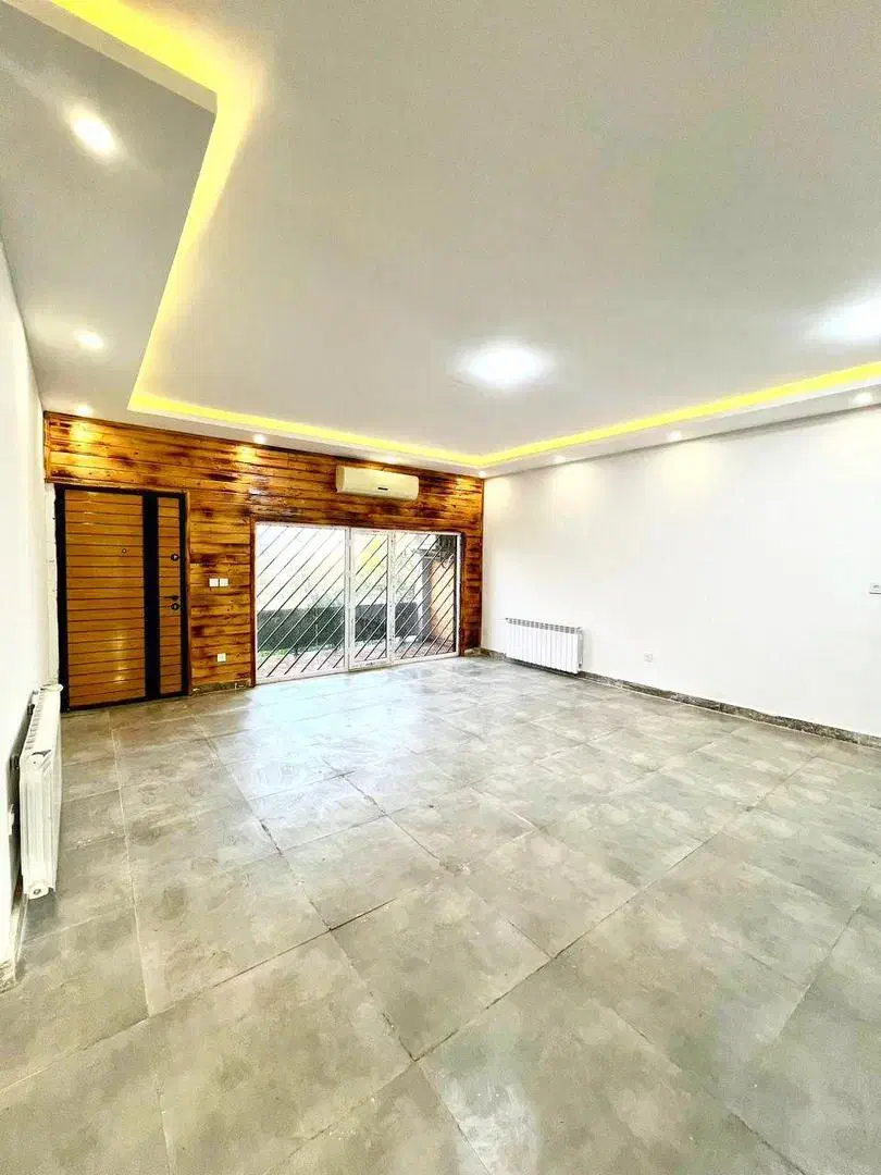 ویلا بدون مشرف//سندتکبرگی ۲۵۰متری جنگلی|فروش خانه و ویلا|هچیرود, |دیوار