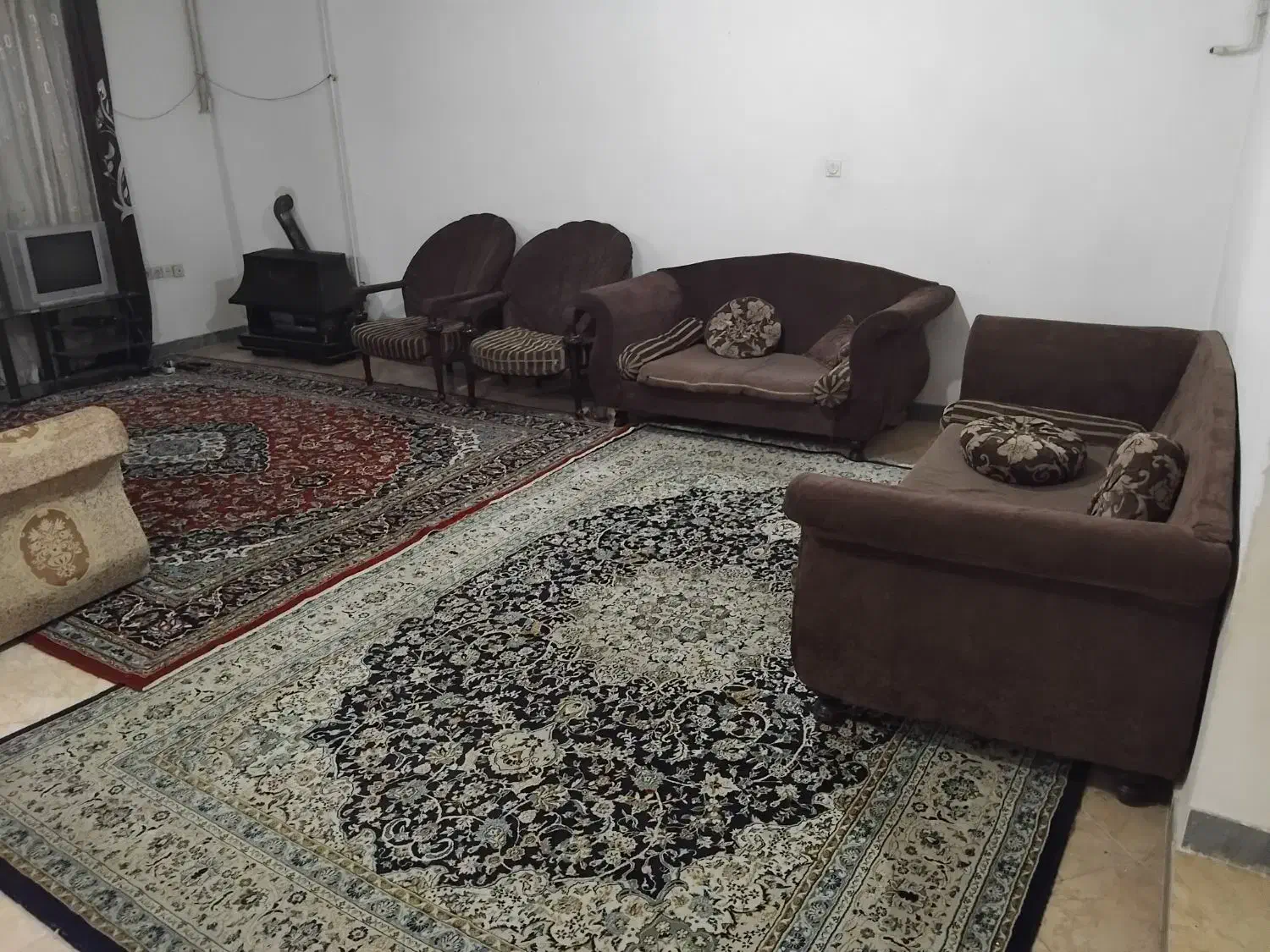 سویت دربست مبله پارکینگدار  شهرک بهاران|اجارهٔ کوتاه‌مدت آپارتمان و سوئیت|سنندج, |دیوار