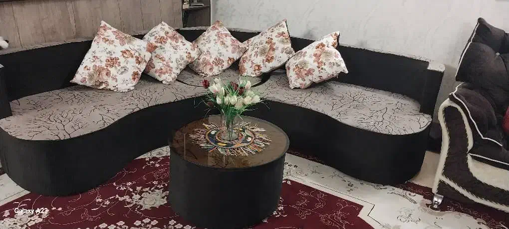 یک عدد مبل نیم ست بفروش میرسد|مبلمان خانگی و میز عسلی|محمدشهر, همایون ویلا|دیوار