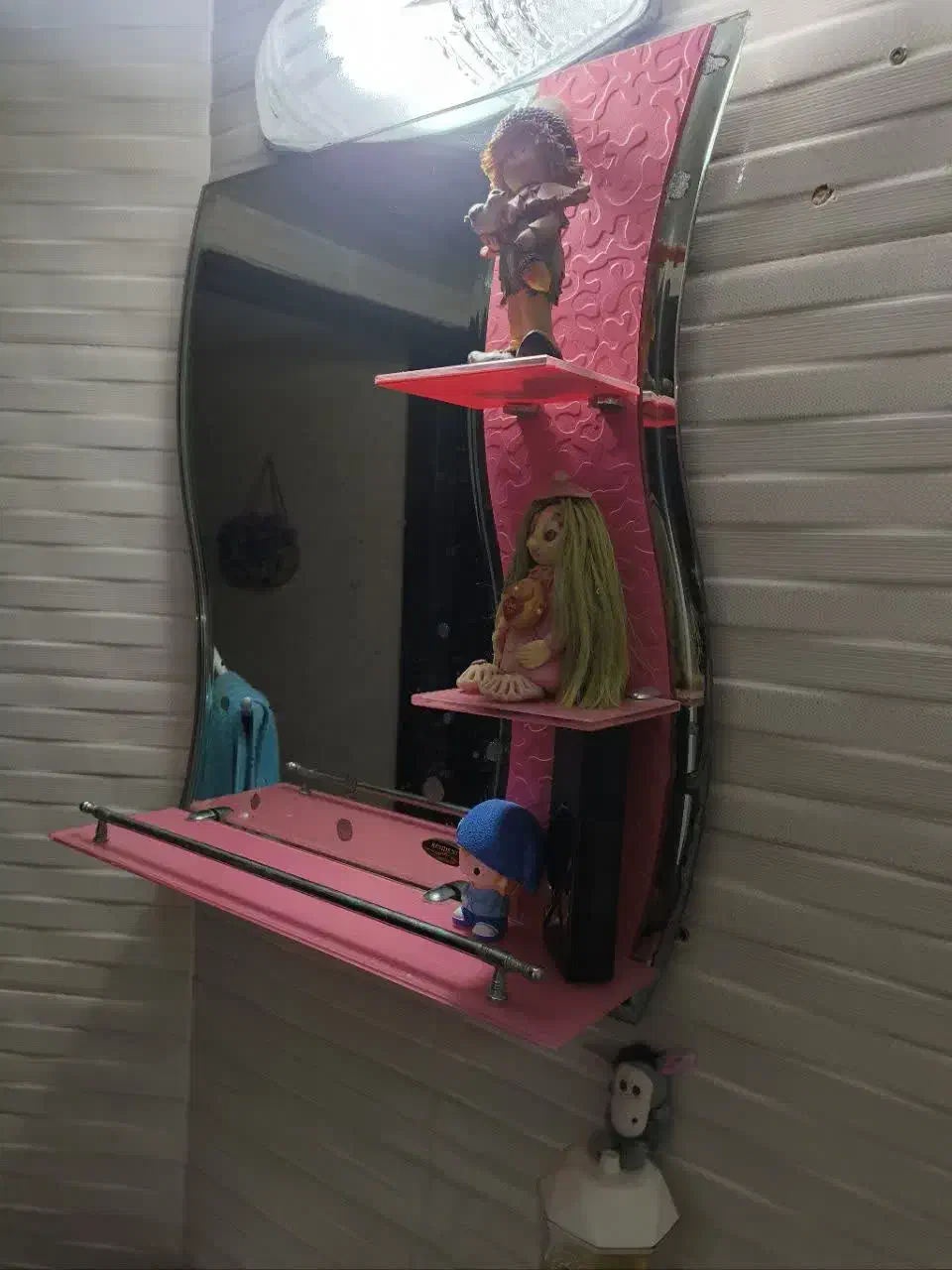 آیینه|آینه|مشهد, جاهد شهر|دیوار