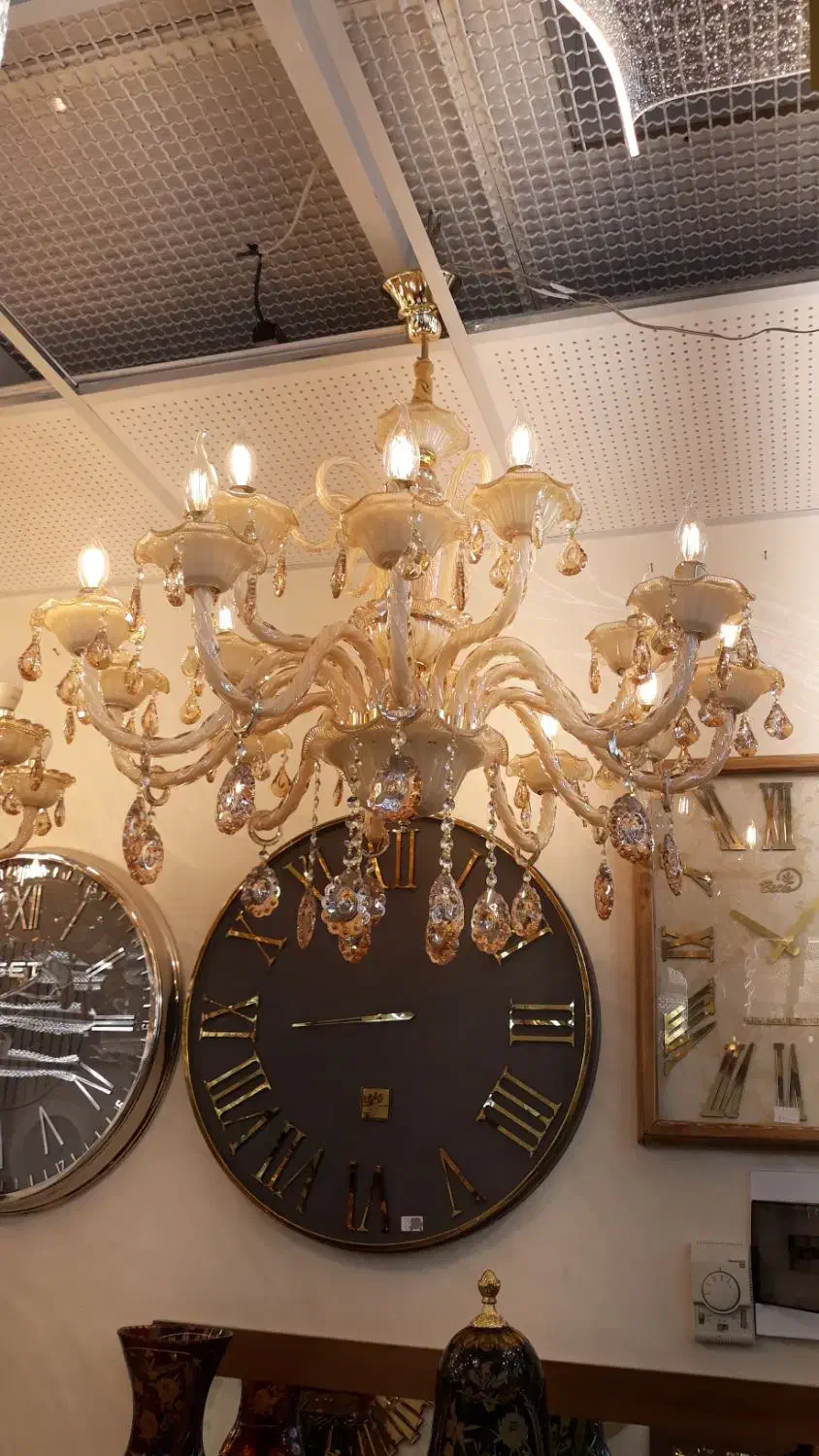 فروش انواع لوسترهای کریستالی|لوستر و چراغ آویز|تبریز, |دیوار