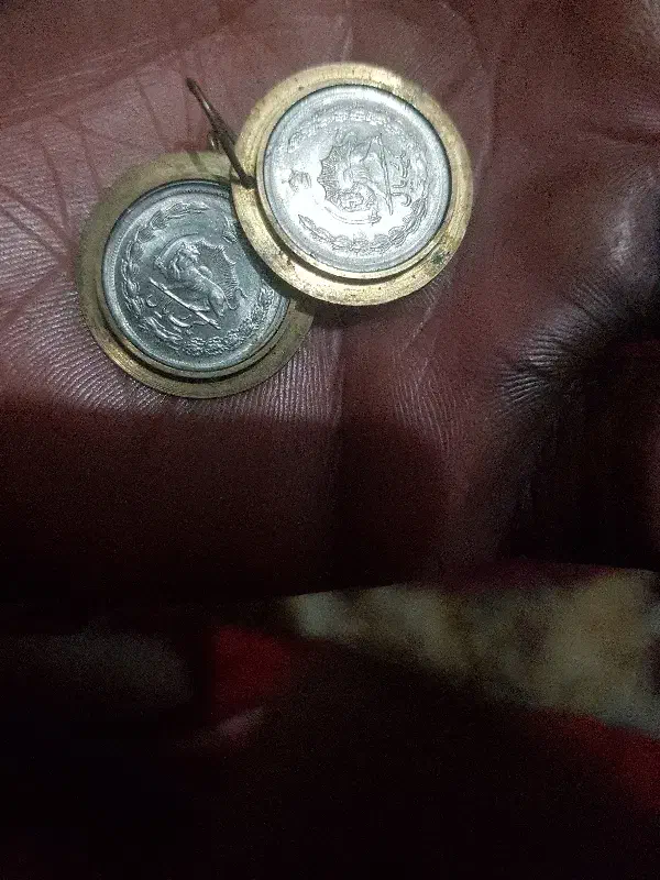 سکه نیم ست ۱ ریالی گوشواره ای|کلکسیون سکه، تمبر، اسکناس|رشت, کوی فکوری|دیوار