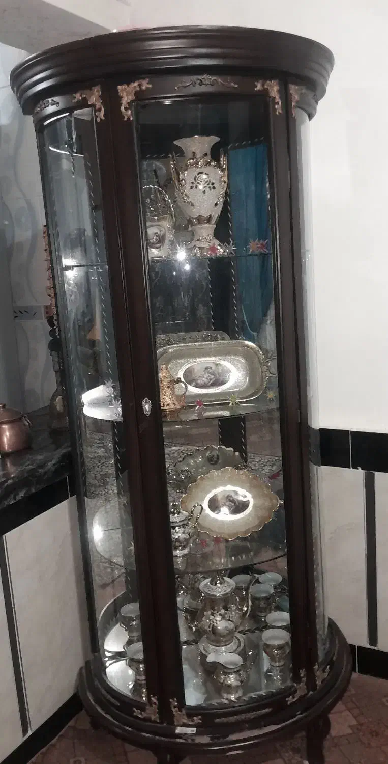 بوفه|بوفه، ویترین، کنسول|تربت‌حیدریه, پائین ولایت|دیوار