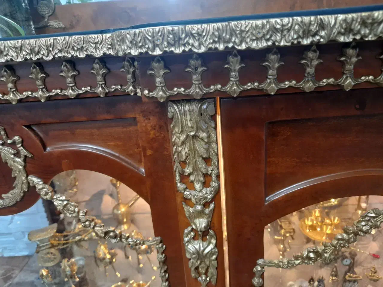 بوفه ویترینی|بوفه، ویترین، کنسول|بیرجند, |دیوار