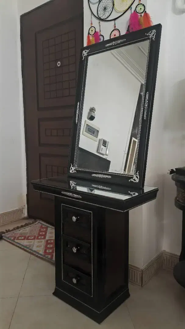 یک عددقالی۳×۲درحدنوویک عددآینه شعمدان|فرش|جیرفت, |دیوار