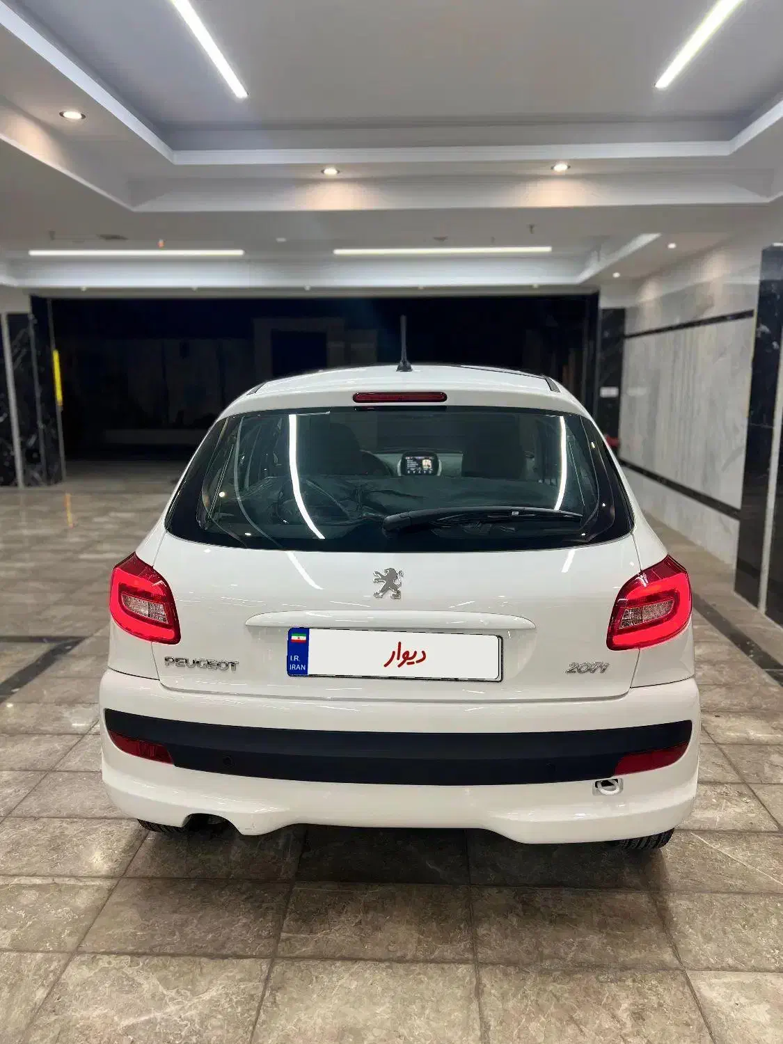 207پاناروما|خودرو سواری و وانت|تهران, صادقیه|دیوار