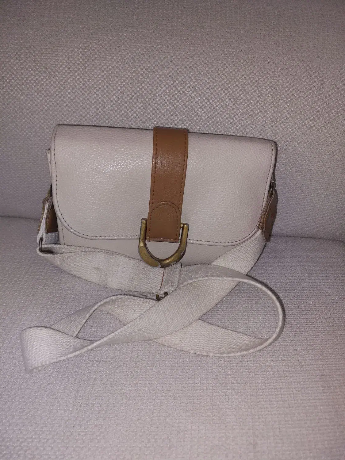 کیف|کیف، کفش، کمربند|رشت, توشیبا|دیوار