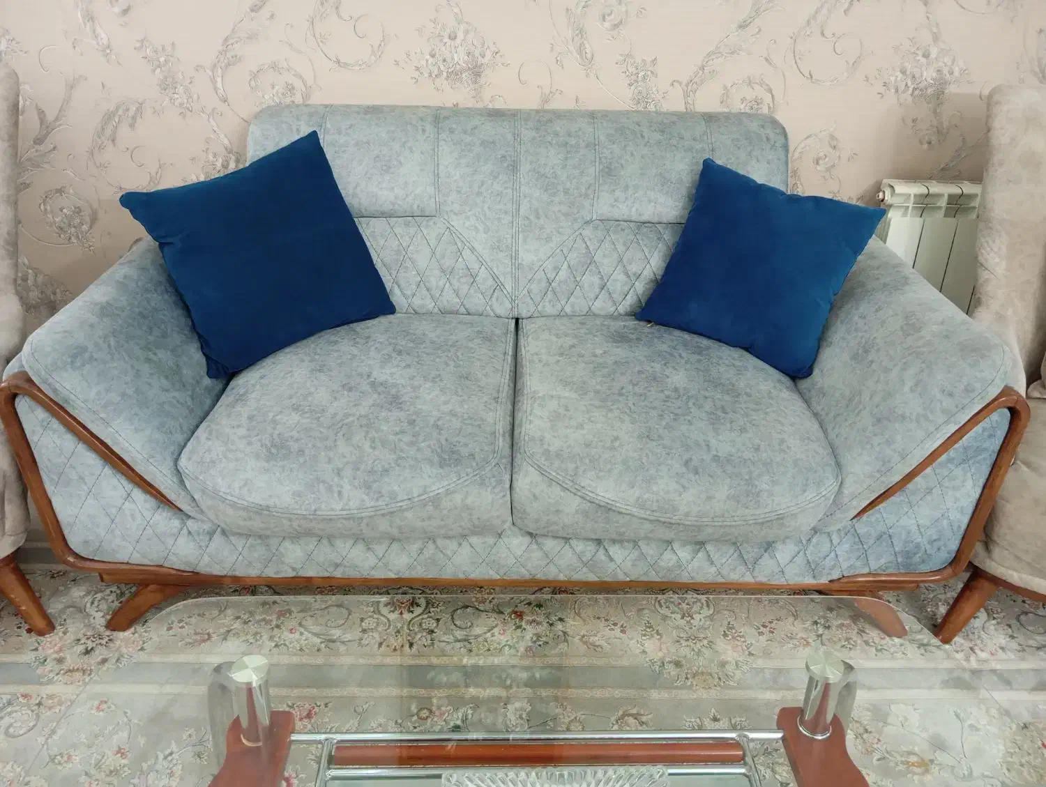 مبلمان راحتی ۴ نفره|مبلمان خانگی و میز عسلی|تهران, بهداشت|دیوار