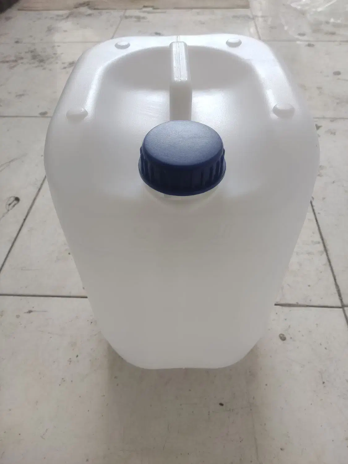 ظرف ۲۰لیتری|ظروف نگهدارنده، پلاستیکی، یک‌بارمصرف|کرج, مجتمع صنفی صنعتی|دیوار