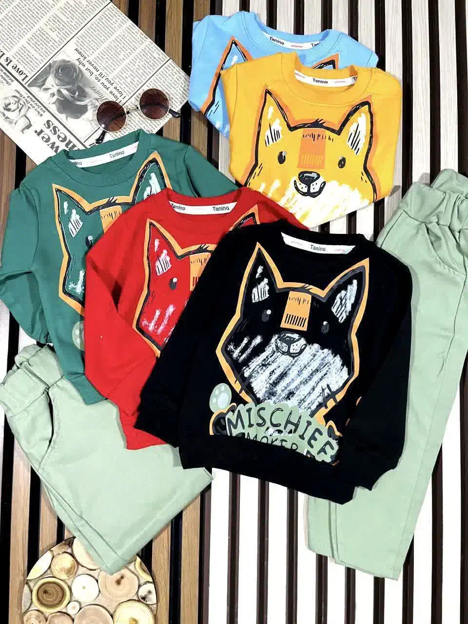 اسب تک شاخ|اسباببازی|هامون, |دیوار