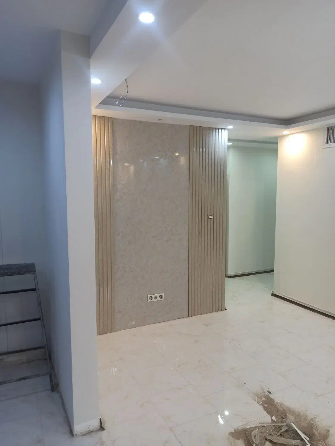 کناف ونورپردازی و نقاشی و کابینت و سقف کشسان پردیس|خدمات پیشه و مهارت|پردیس, فاز ۸|دیوار