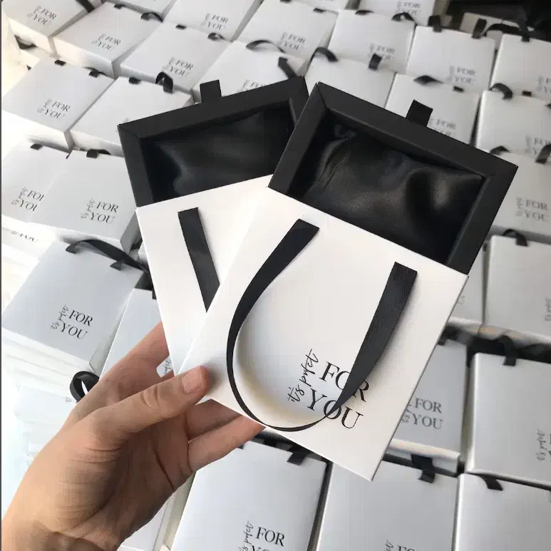 ساک دستی ( شاپینگ بگ )|خدمات رایانه‌ای و موبایل|تهران, بهارستان|دیوار