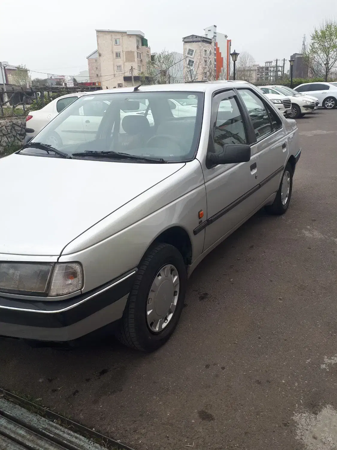 پژو ۴۰۵ جی ال ایکس تک سوز مدل ۸۵|خودرو سواری و وانت|رشت, بلوار گیلان|دیوار