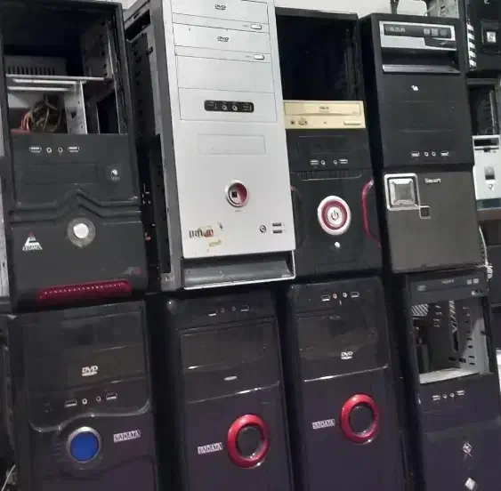 کیس و مانیتور قدیمی و خراب|رایانه رومیزی|ارومیه, |دیوار