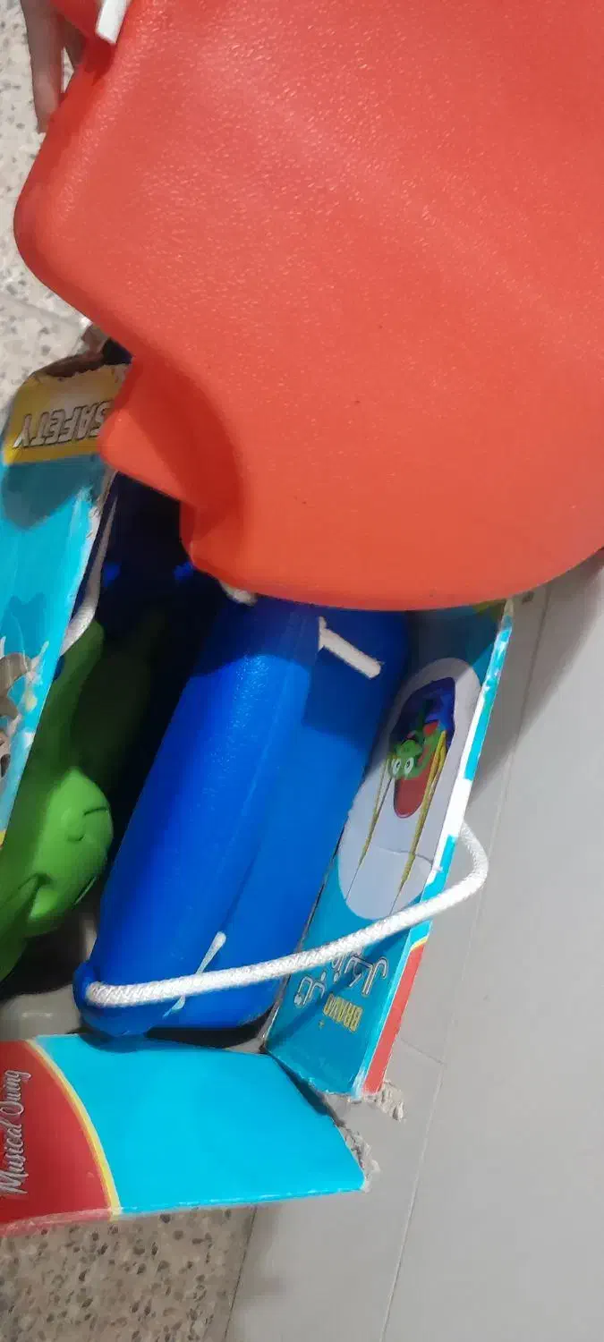 تاب کودک|اسباببازی|شاهینشهر, خانه کارگر|دیوار