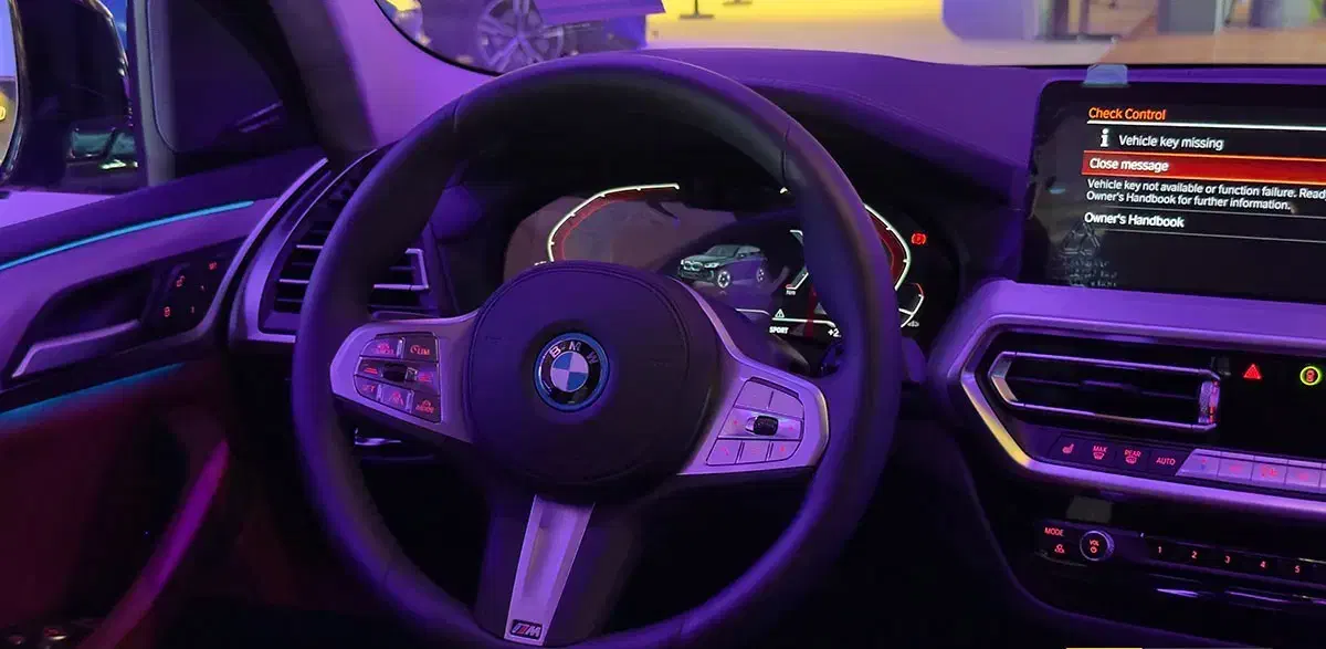 * TKK تجارت خودرو خسروانی * BMW IX3|خودرو سواری و وانت|تهران, استاد معین|دیوار