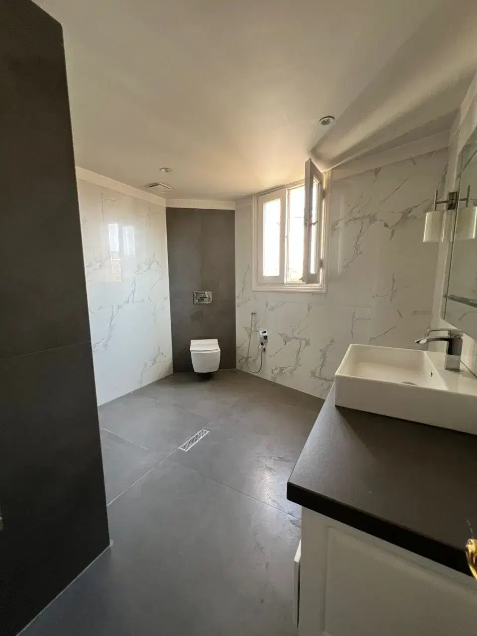 کامرانیه260مترخوش نقشه باکلیه امکانات رفاهی