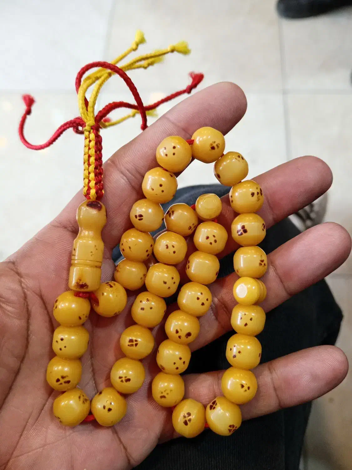 تسبیح سندلوس استخونی کهنه آلمان|کلکسیون اشیاء عتیقه|سبزوار, طبرسی (جعفرآباد)|دیوار