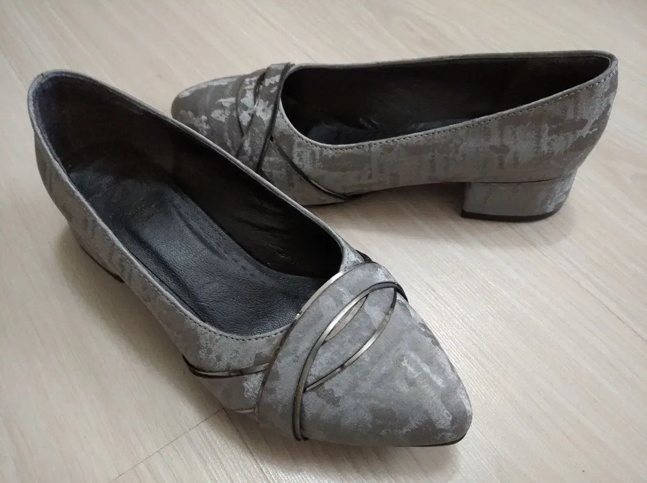 لباس و کفش نو یلدایی سایز 39|لباس|مشهد, شهید رضوی|دیوار