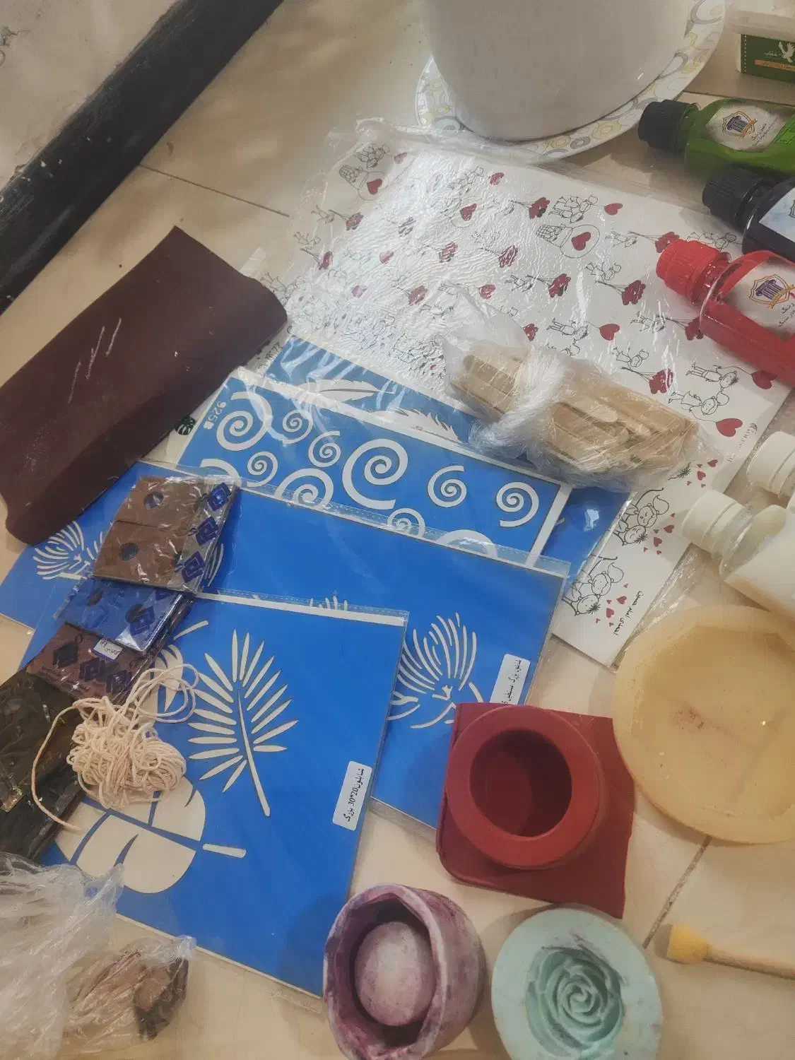 تولید سنگ مصنوعی و شمع|صنایع دستی و سایر لوازم تزئینی|پردیس, فاز ۳|دیوار