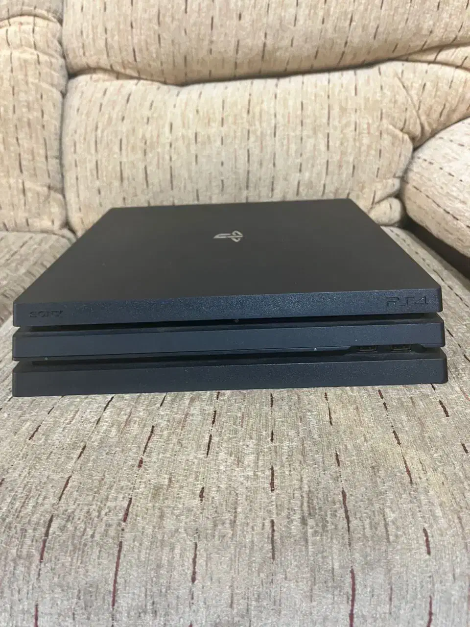 ps4pro|کنسول، بازی ویدئویی و آنلاین|بندرعباس, |دیوار