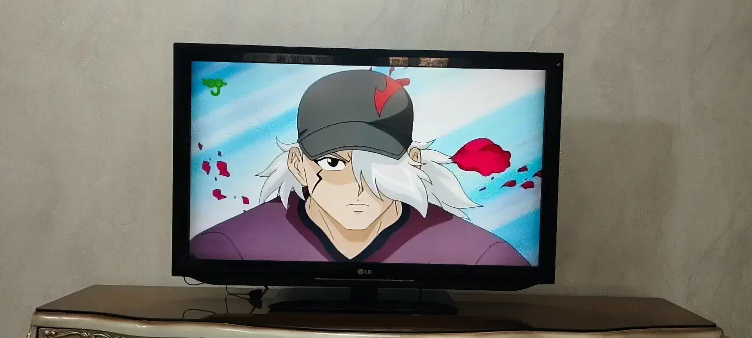 تلویزیون ۴۲ اینچ LG|تلویزیون و پروژکتور|چهاردانگه (تهران), |دیوار