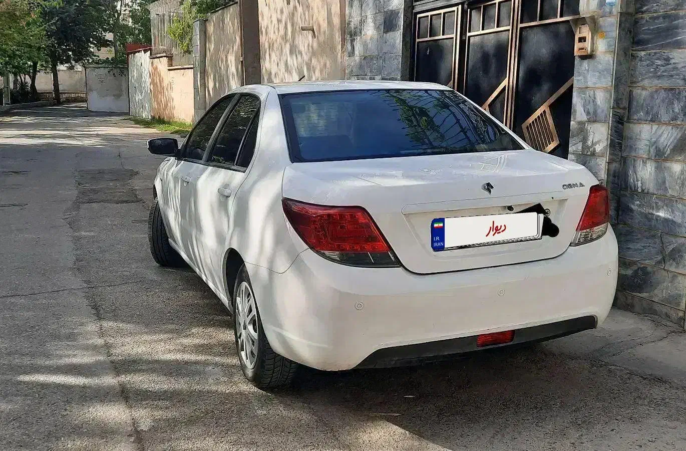 دنا معمولی|خودرو سواری و وانت|بروجرد, |دیوار