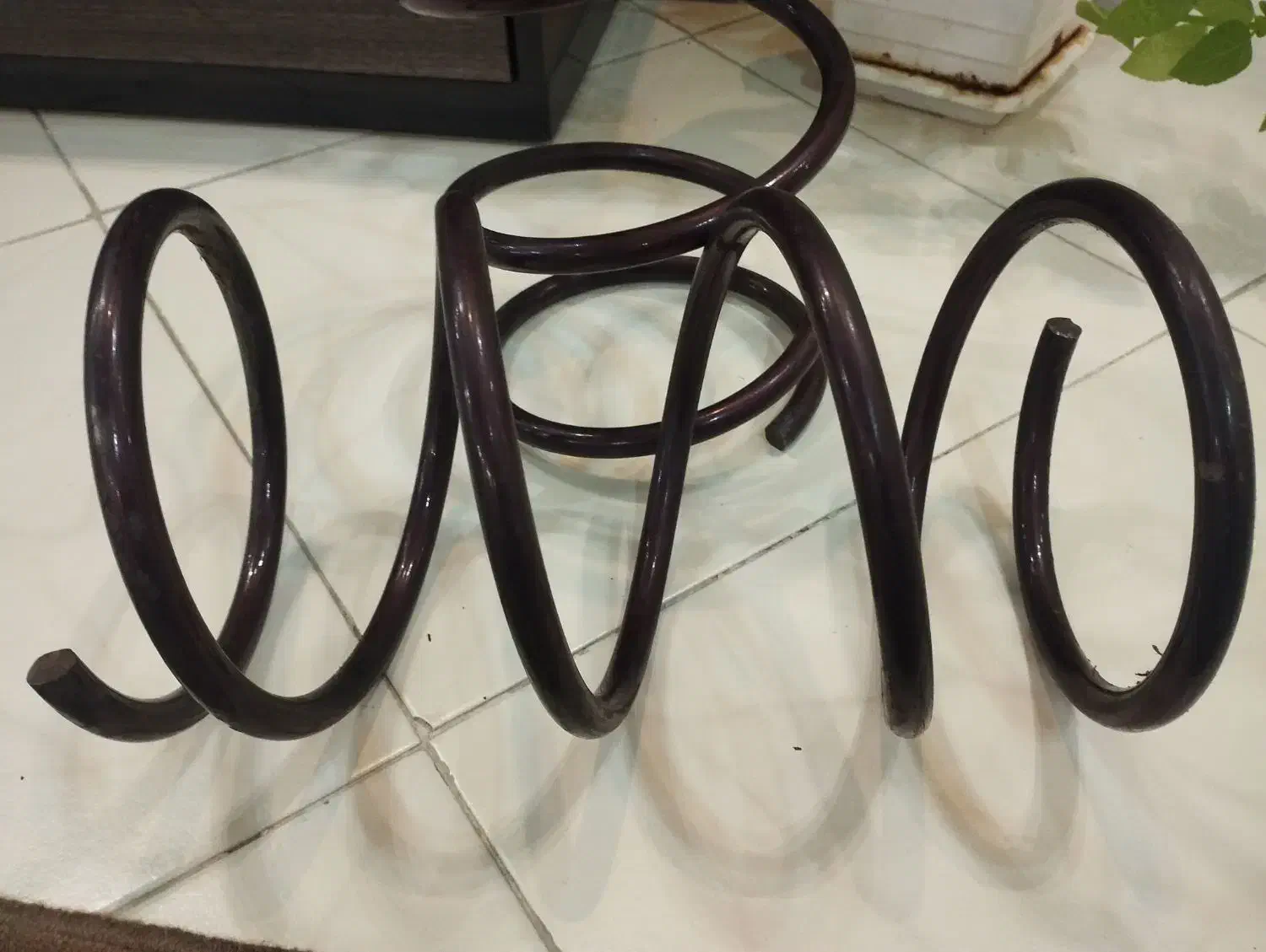 فنر لنزو|قطعات یدکی و لوازم جانبی|شیراز, شهرک صدا و سیما|دیوار