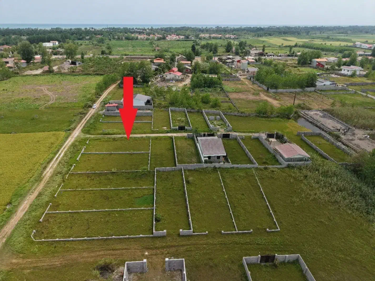 زمین شهرکی فا صله تا دریا 700 متر|فروش زمین و ملک کلنگی|رشت, حمیدیان|دیوار