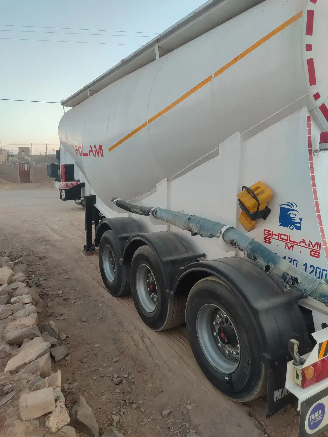 بونکر|خودرو سنگین|گزیک, |دیوار